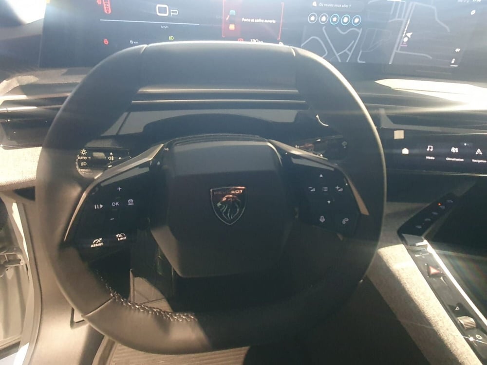 Peugeot 3008 nuova a Frosinone (16)