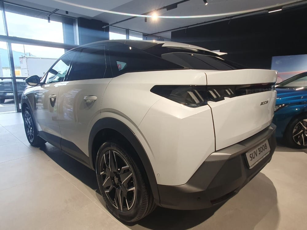 Peugeot 3008 nuova a Frosinone (7)