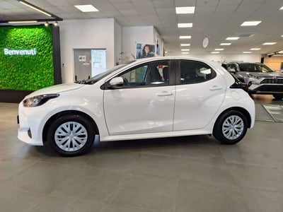 Toyota Yaris 1.5 Hybrid 5 porte Premiere del 2024 usata a Catanzaro