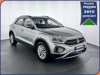 Volkswagen T-Roc 1.0 TSI Life del 2022 usata a Milano