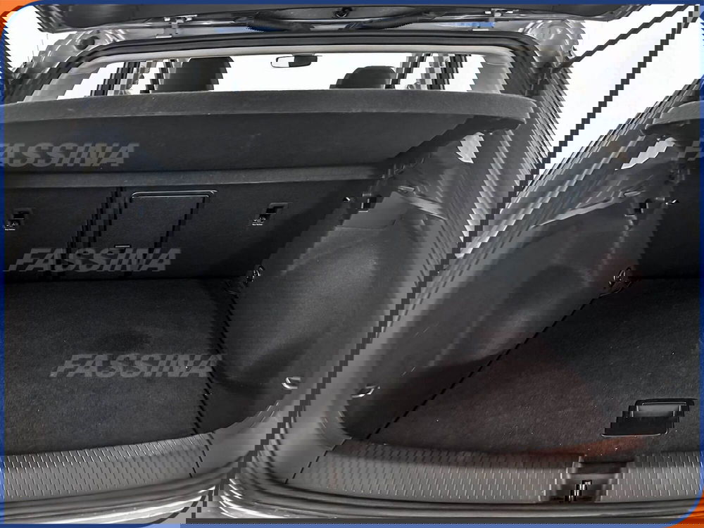 Volkswagen T-Roc usata a Milano (12)