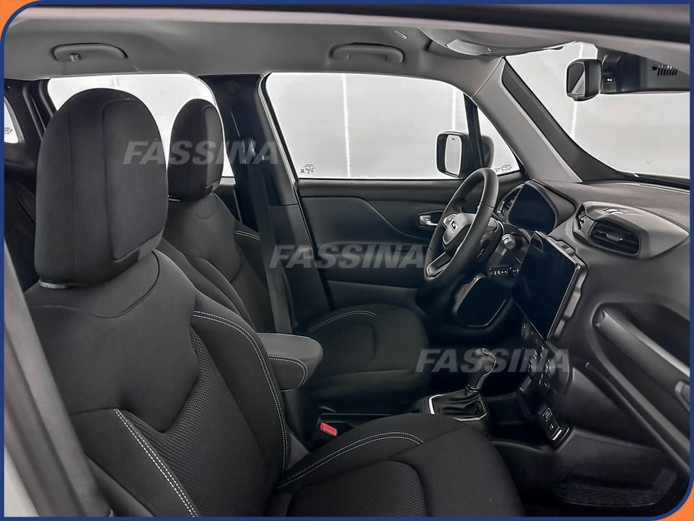 Jeep Renegade nuova a Milano (13)