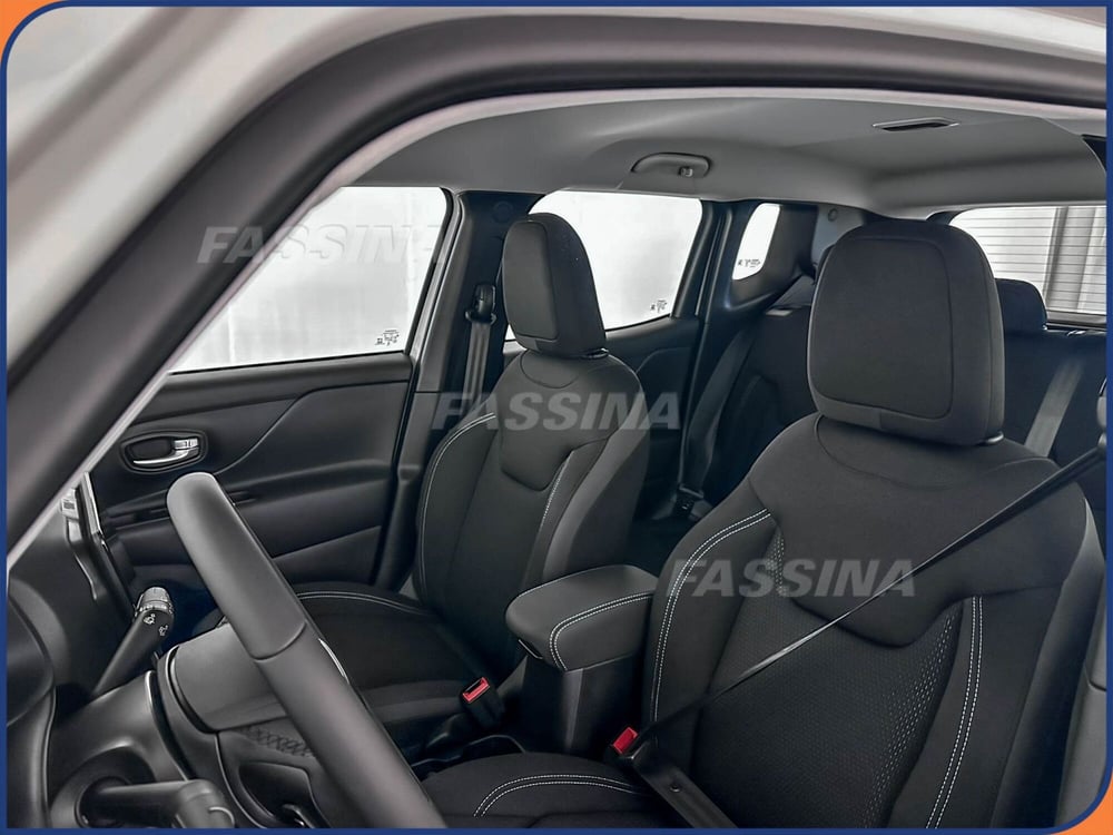 Jeep Renegade nuova a Milano (8)