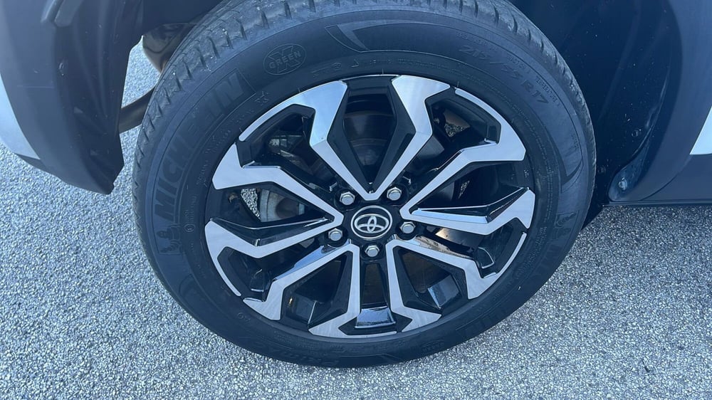 Toyota Yaris Cross usata a Massa-Carrara (6)