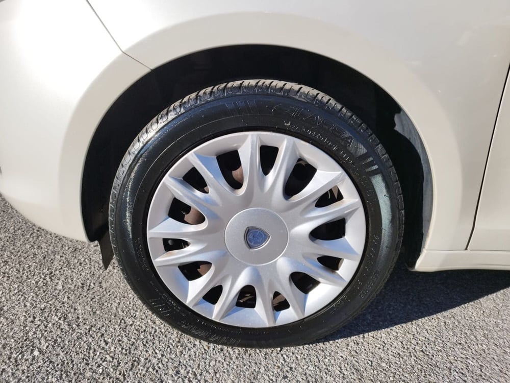 Lancia Ypsilon usata a Arezzo (18)
