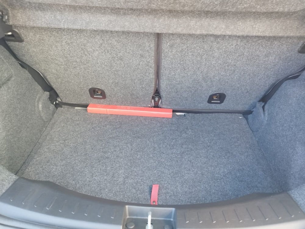 Lancia Ypsilon usata a Arezzo (20)