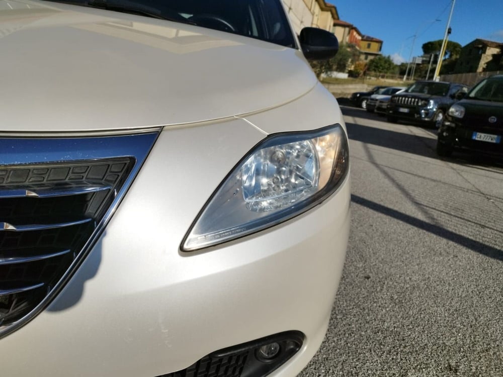 Lancia Ypsilon usata a Arezzo (9)