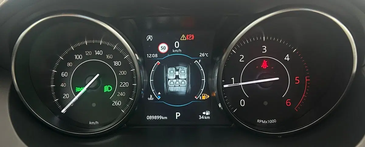 Jaguar E-Pace usata a Ferrara (10)
