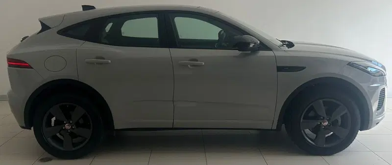 Jaguar E-Pace usata a Ferrara (6)