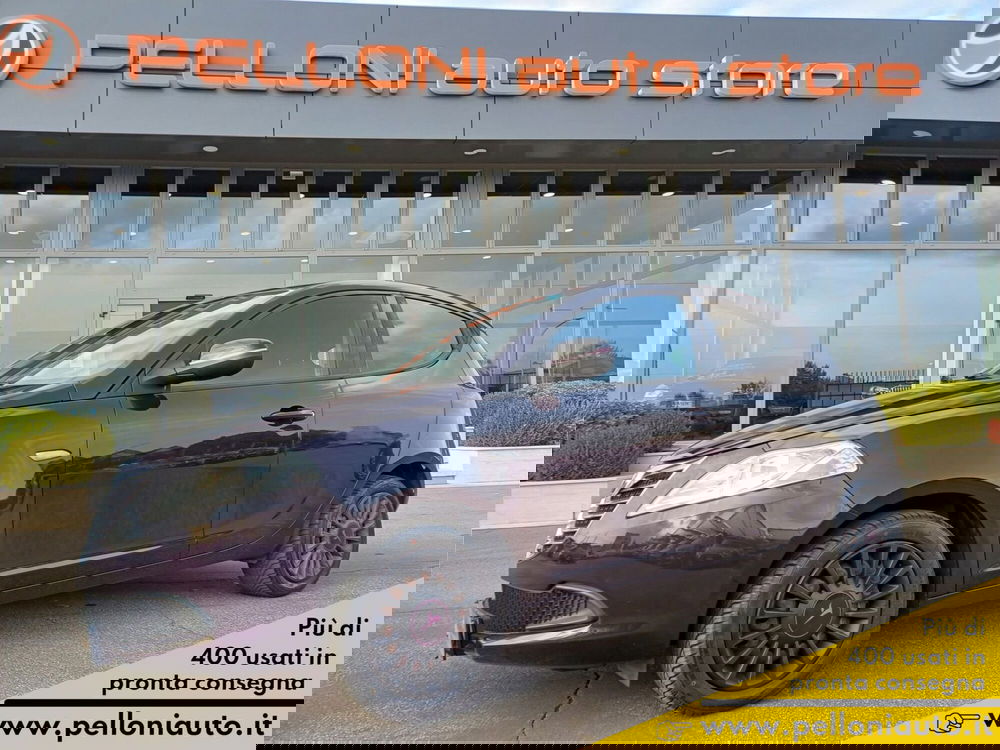 Lancia Ypsilon usata a Modena