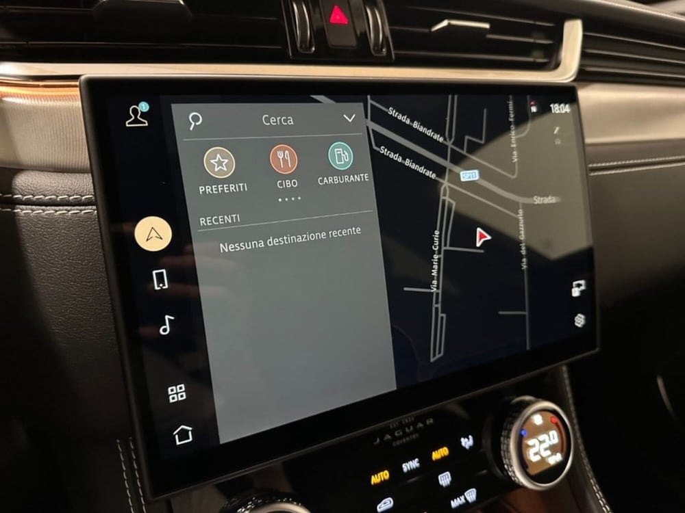 Jaguar F-Pace usata a Verbano Cusio Ossola (14)