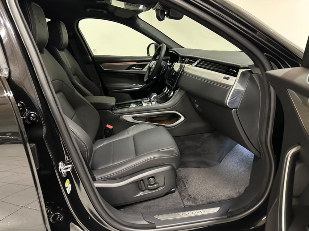 Jaguar F-Pace usata a Verbano Cusio Ossola (3)