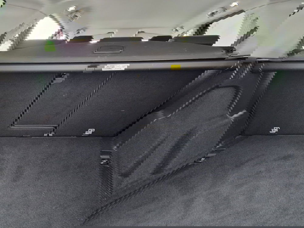 Land Rover Discovery Sport usata a Verbano Cusio Ossola (17)