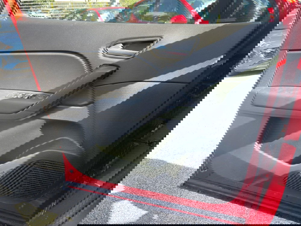 Renault Captur nuova a Latina (18)