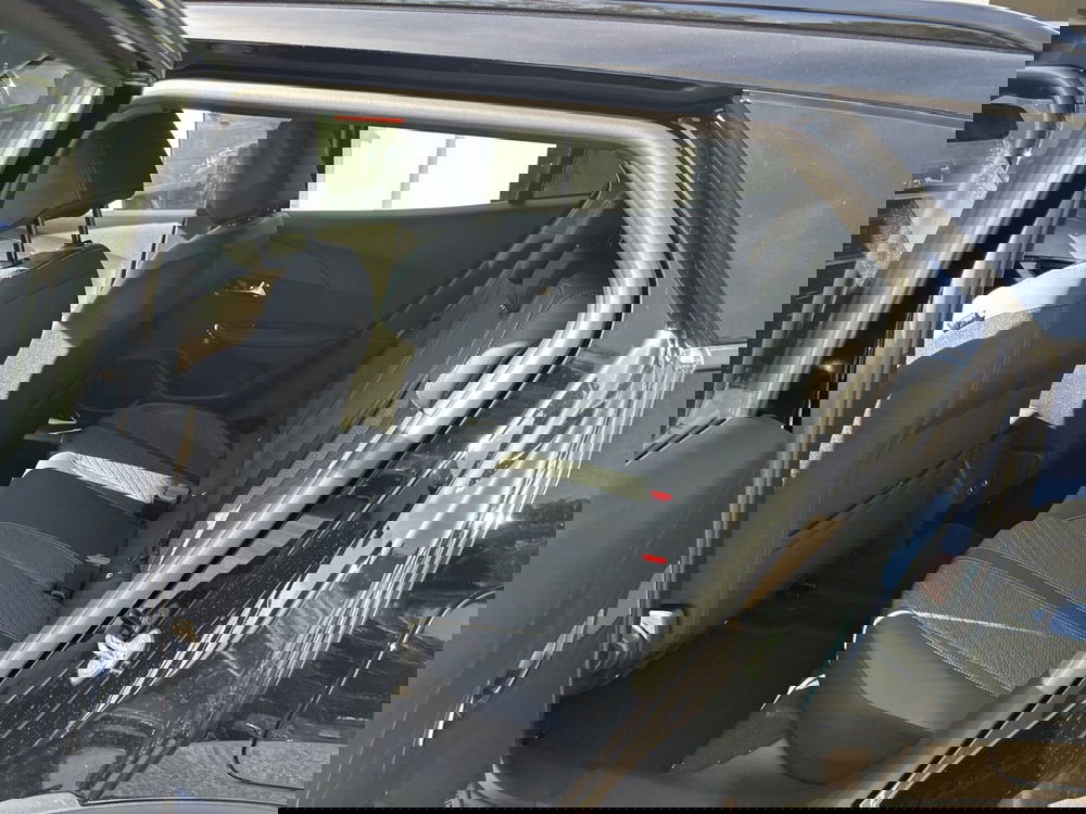 Peugeot 2008 nuova a Latina (12)