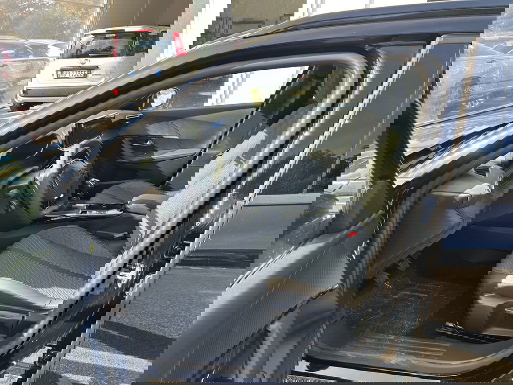 Peugeot 2008 nuova a Latina (13)