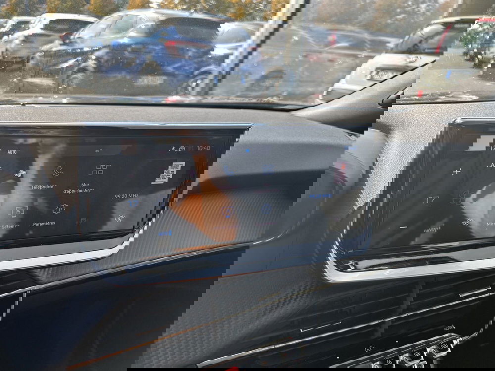 Peugeot 2008 nuova a Latina (16)