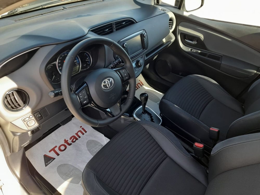 Toyota Yaris usata a L'Aquila (17)