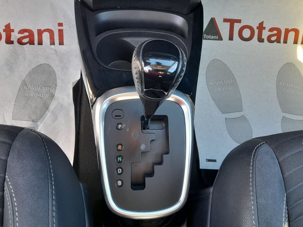 Toyota Yaris usata a L'Aquila (9)