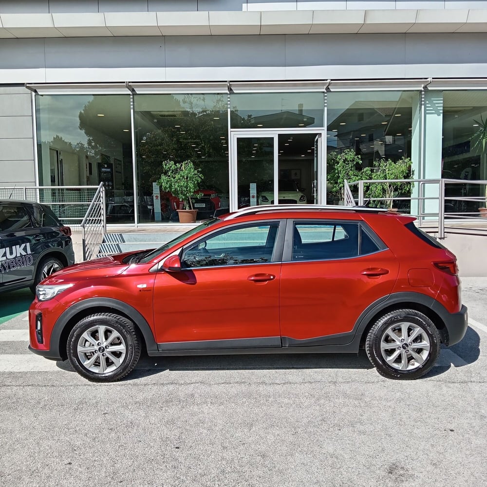 Kia Stonic usata a L'Aquila (4)