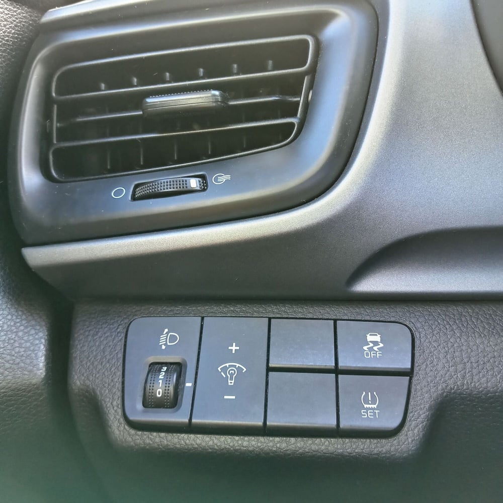 Kia Stonic usata a L'Aquila (6)
