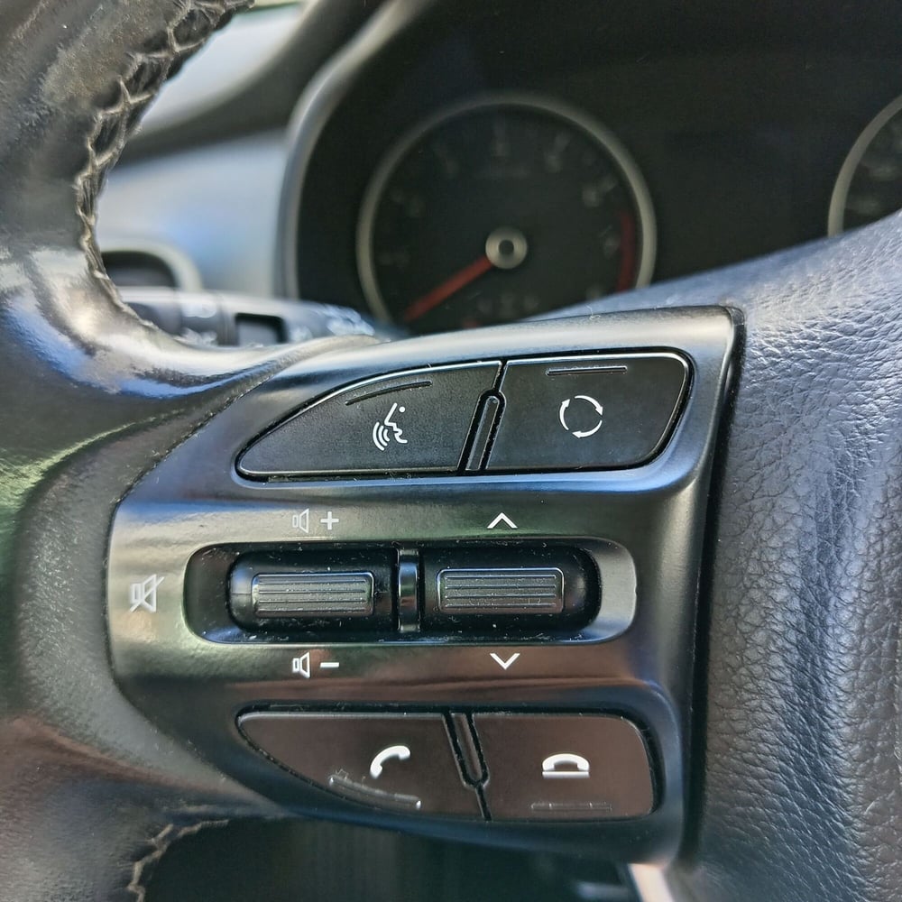 Kia Stonic usata a L'Aquila (7)