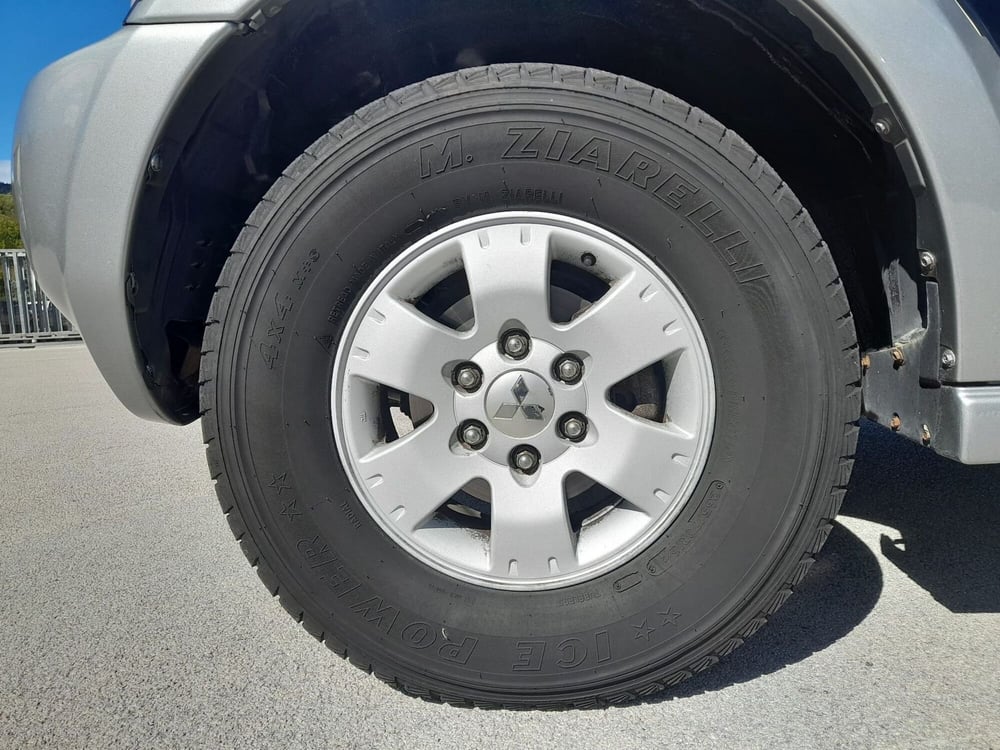 Mitsubishi Pajero usata a L'Aquila (17)