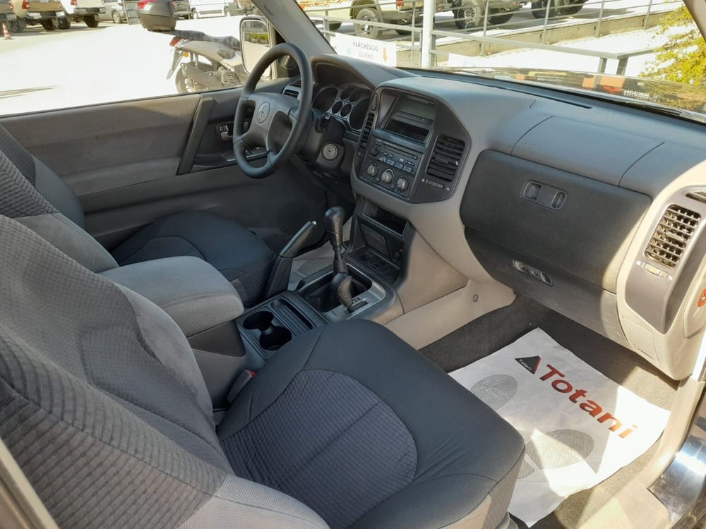Mitsubishi Pajero usata a L'Aquila (8)