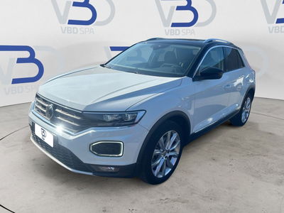 Volkswagen T-Roc 1.0 TSI 115 CV Style BlueMotion Technology del 2018 usata a Settala