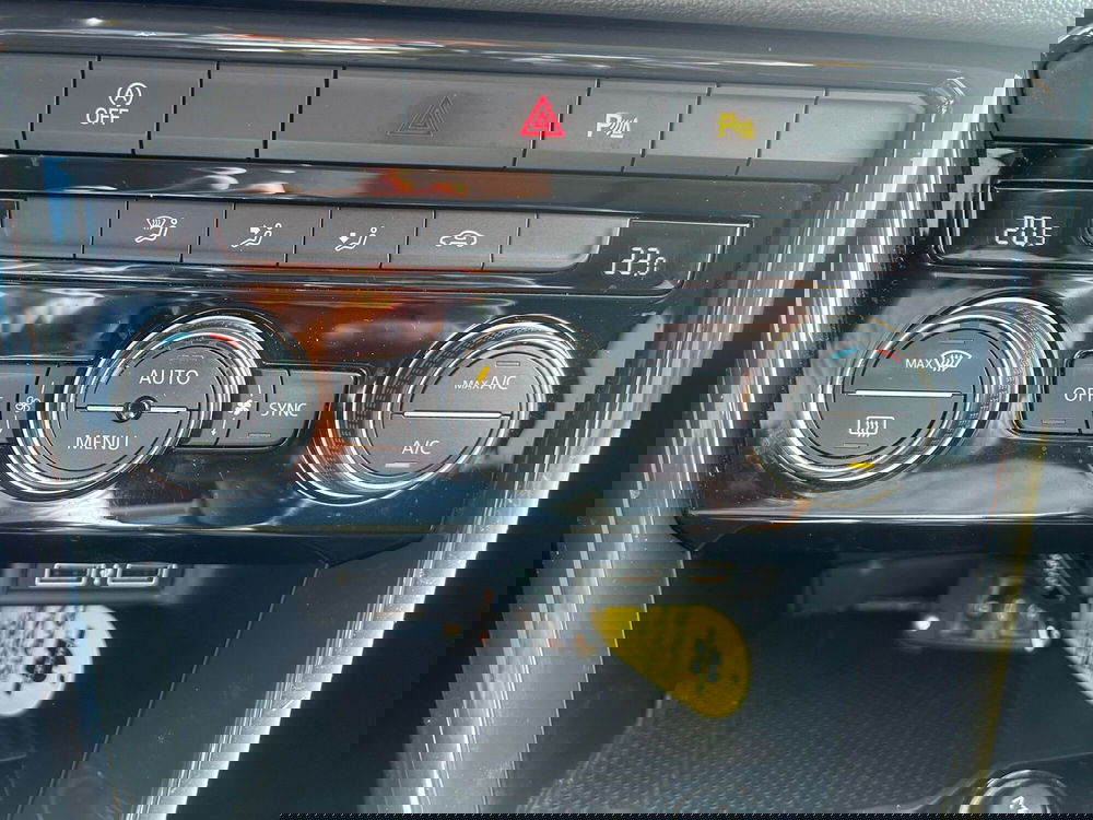 Volkswagen T-Roc usata a Milano (10)