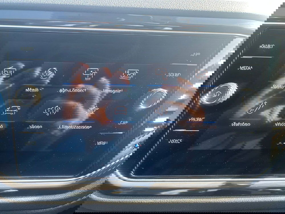 Volkswagen T-Roc usata a Milano (18)