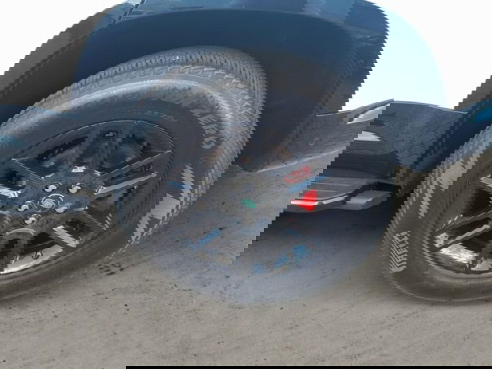 Land Rover Defender usata a Livorno (10)