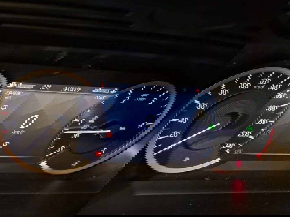 Land Rover Discovery Sport usata a Livorno (11)