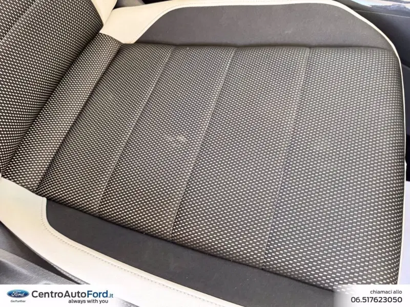 Volkswagen T-Roc usata a Roma (8)
