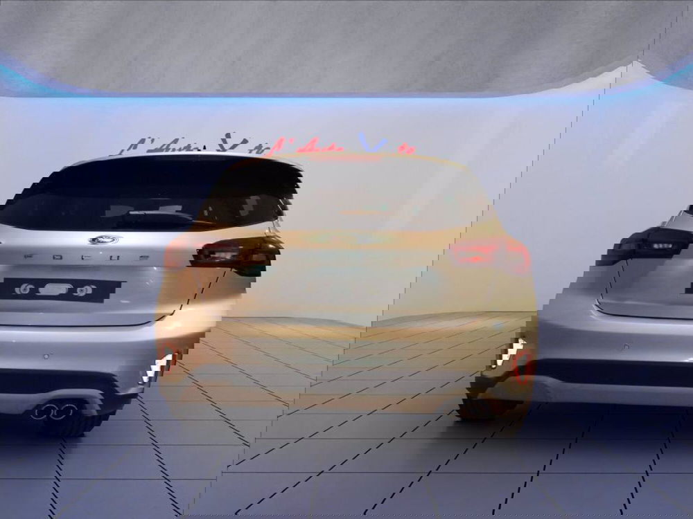 Ford Focus Station Wagon nuova a Milano (9)