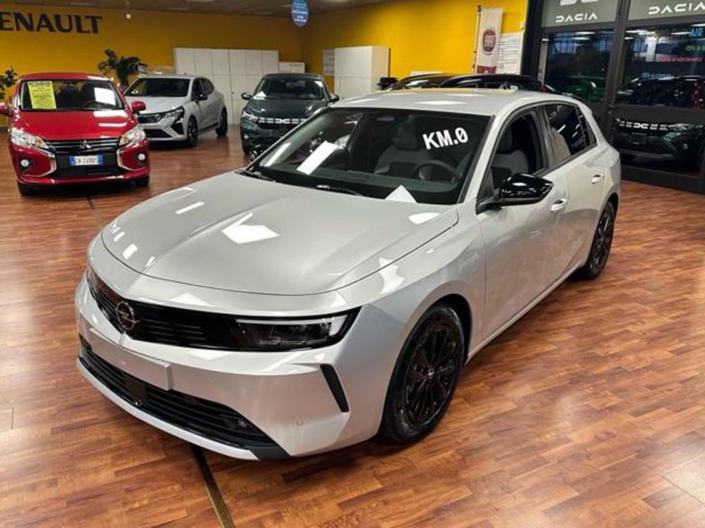Opel Astra nuova a Milano
