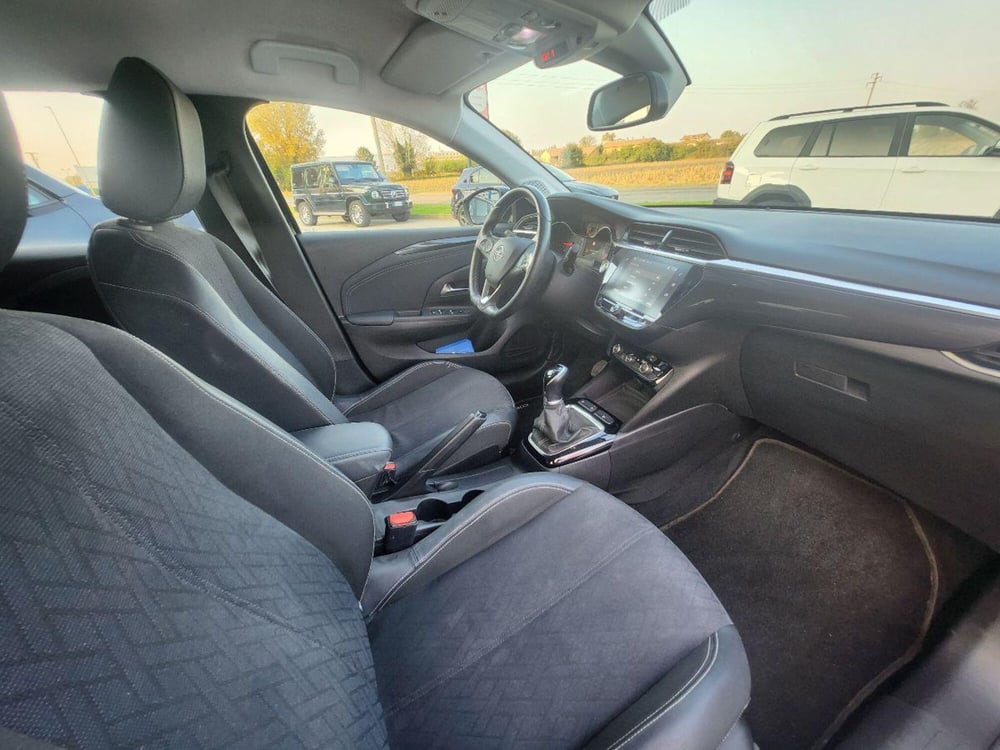 Opel Corsa usata a Milano (11)