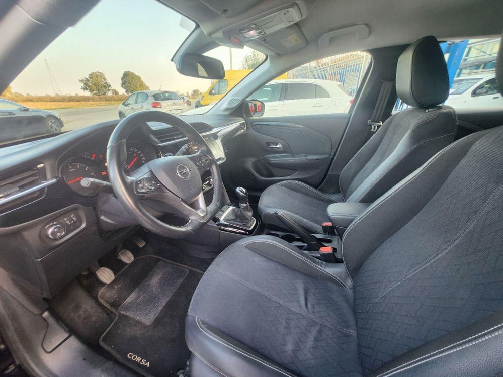 Opel Corsa usata a Milano (12)