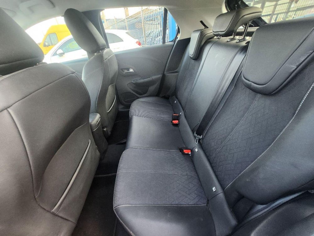Opel Corsa usata a Milano (9)