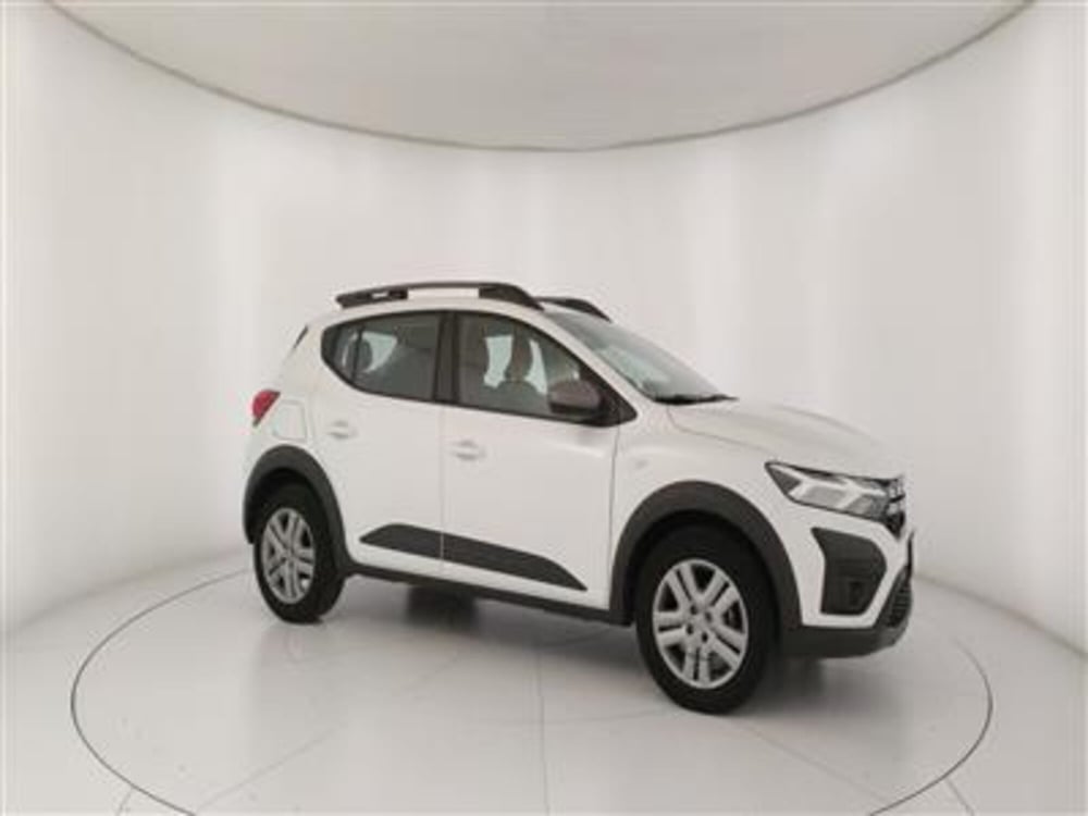Dacia Sandero usata a Bari (10)