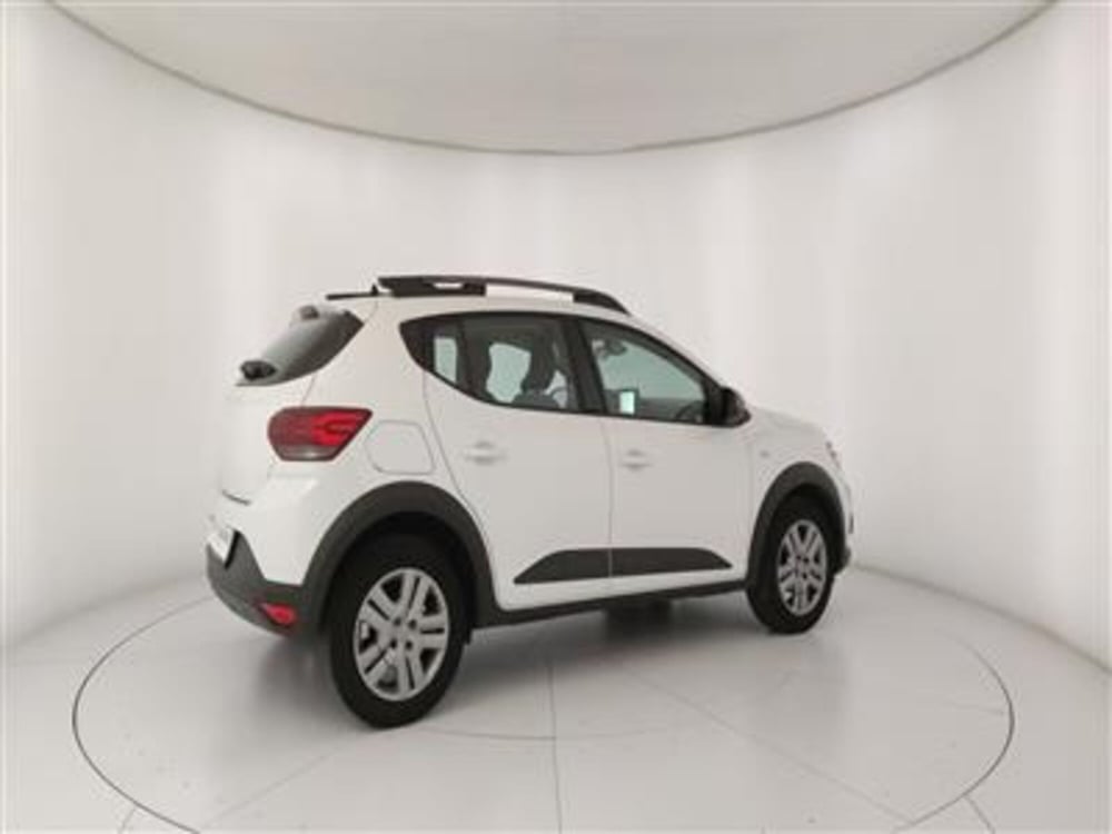 Dacia Sandero usata a Bari (8)