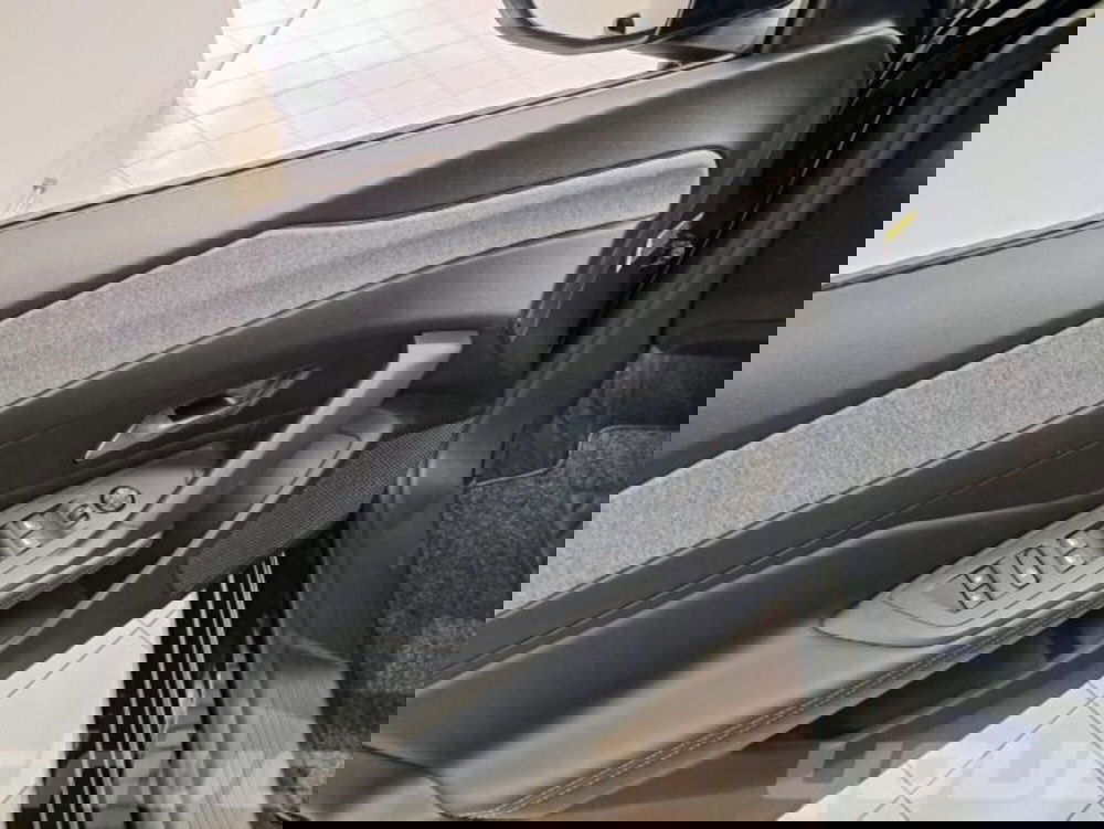 Peugeot 308 nuova a Napoli (15)