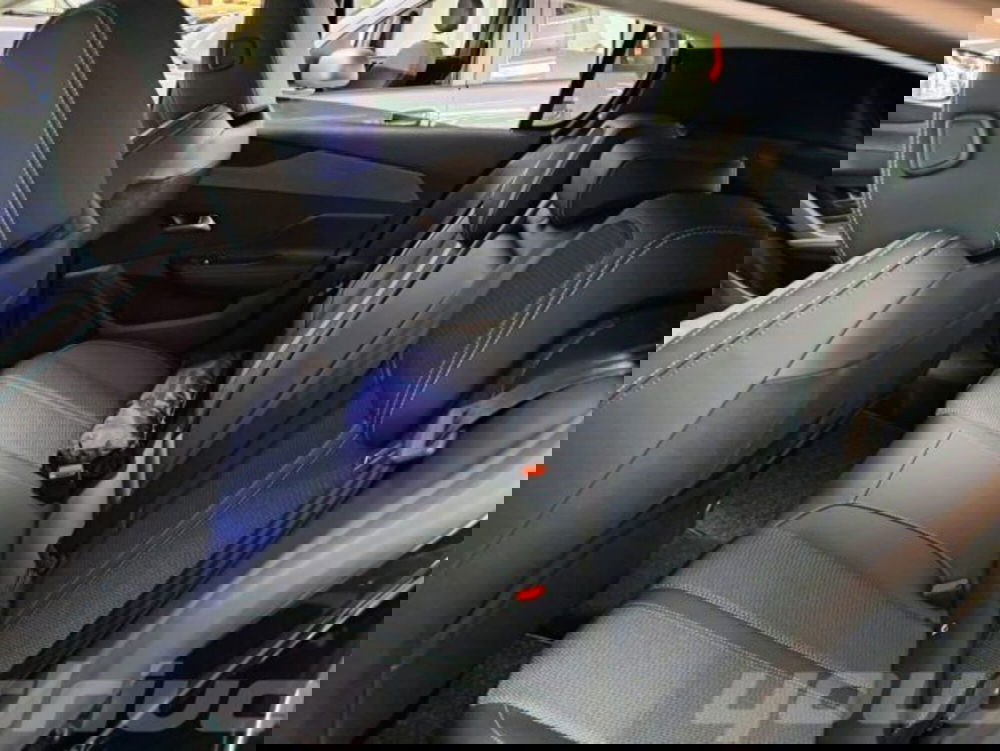 Peugeot 308 nuova a Napoli (9)