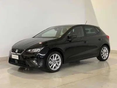 SEAT Ibiza 1.0 ecotsi FR 95cv del 2024 usata a Matera