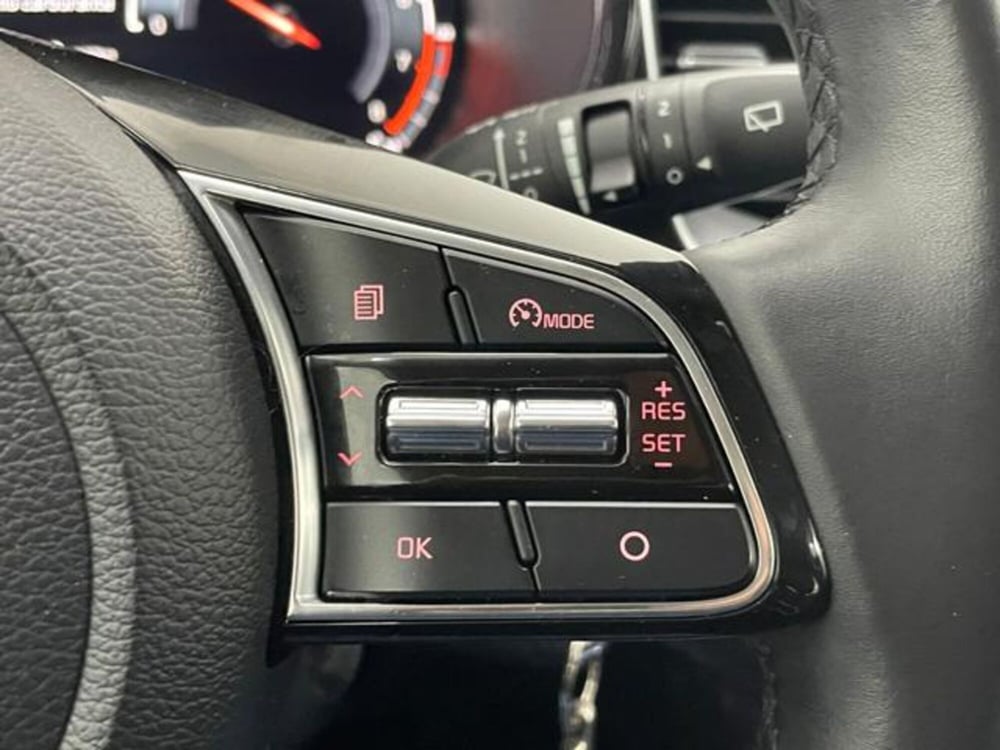 Kia XCeed usata a Como (11)