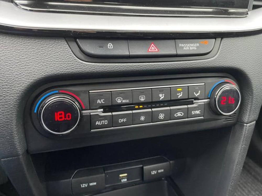 Kia XCeed usata a Como (17)