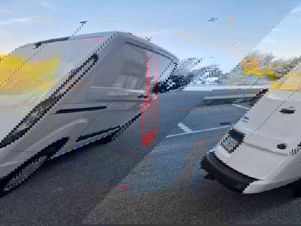 Ford Transit Custom Furgone usata a Bologna (6)