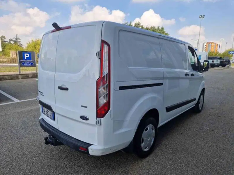 Ford Transit Custom Furgone usata a Bologna (5)
