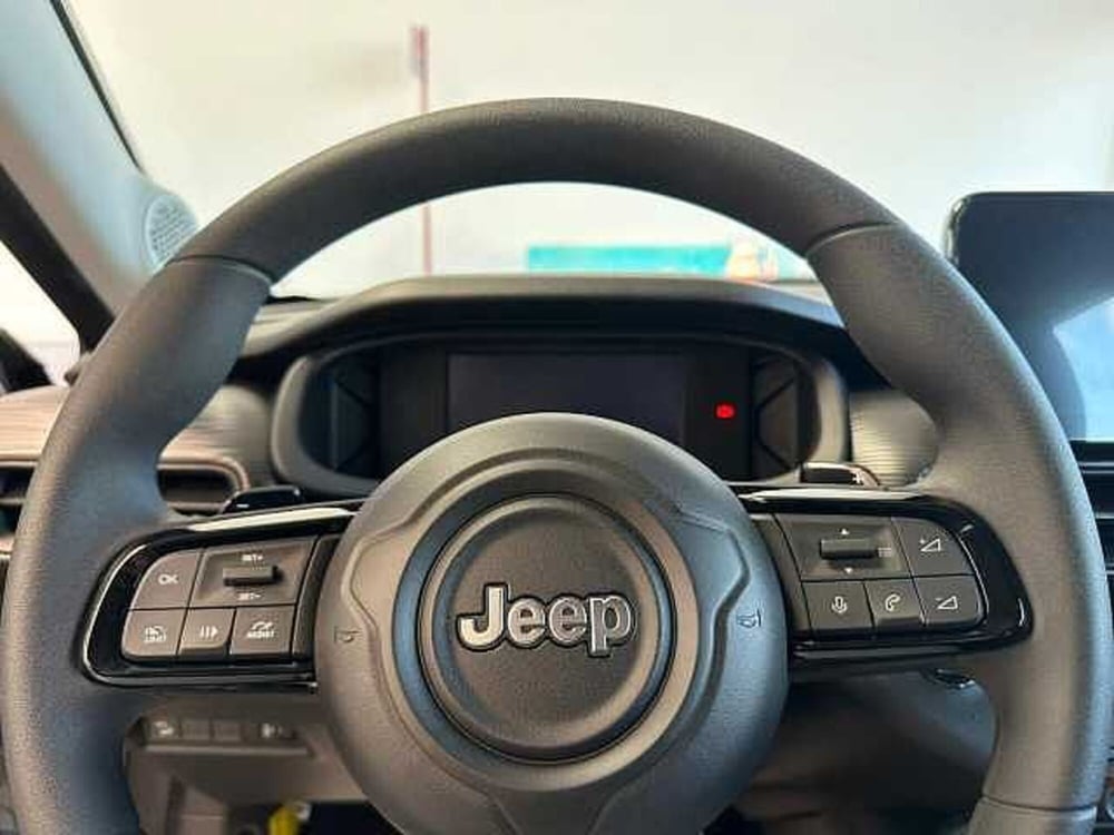 Jeep Avenger nuova a Venezia (14)