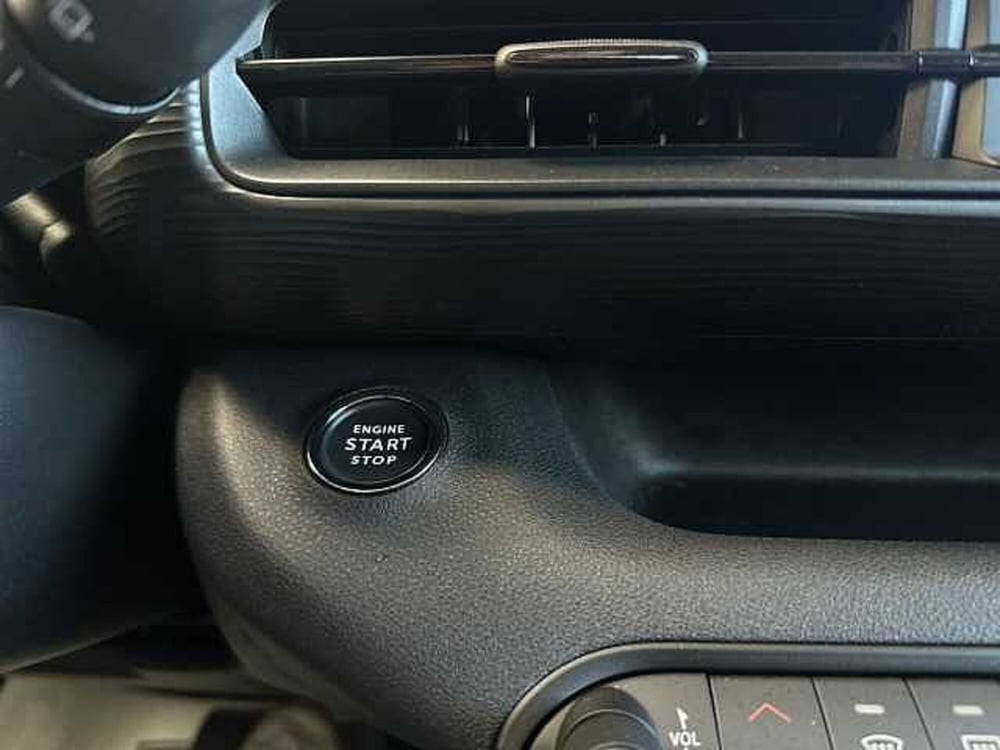 Jeep Avenger nuova a Venezia (20)
